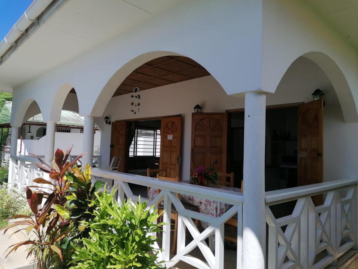 Baie S.Te Anne Case Vacanza Baie Sainte Anne Exterior foto
